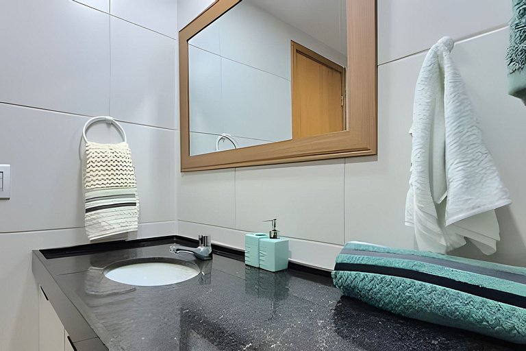 Makia Beach - Paradise - Ap 05C by Temp Inn