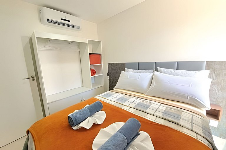 Sunny Hall - Legendary - Ap 204 by Temp Inn