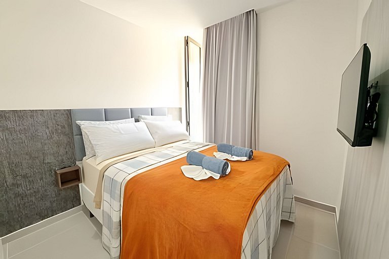 Sunny Hall - Legendary - Ap 204 by Temp Inn