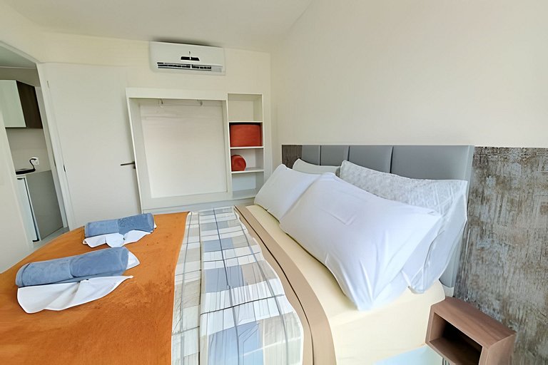 Sunny Hall - Legendary - Ap 204 by Temp Inn