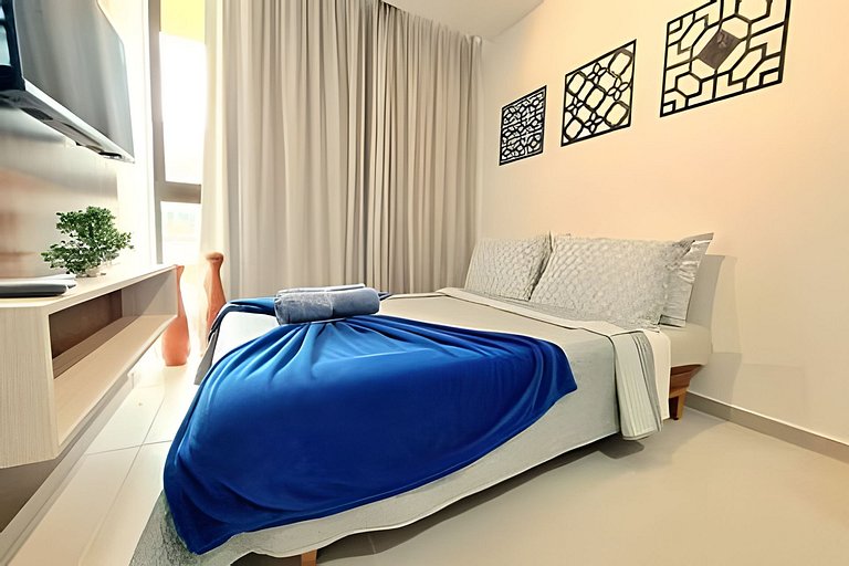 Sunny Hall - Legendary - Ap 204 by Temp Inn