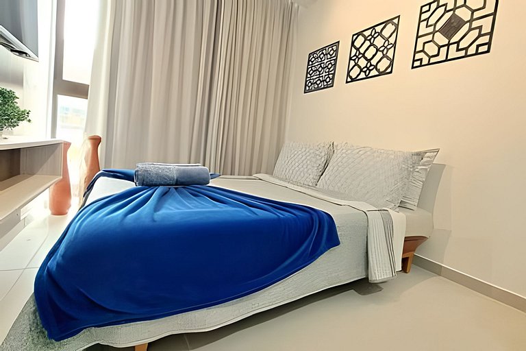 Sunny Hall - Legendary - Ap 204 by Temp Inn