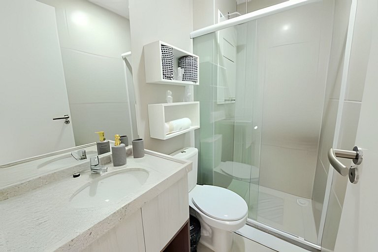 Sunny Hall - Legendary - Ap 204 by Temp Inn