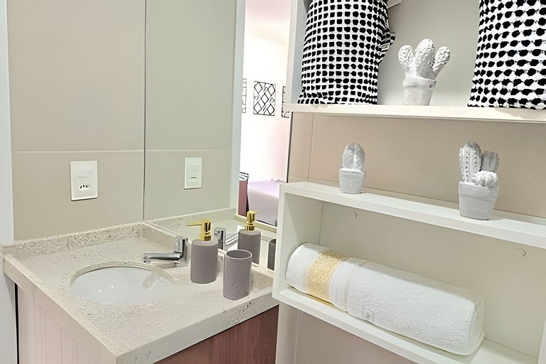 Sunny Hall - Legendary - Ap 204 by Temp Inn