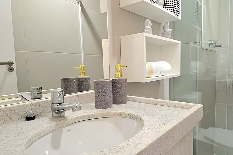 Sunny Hall - Legendary - Ap 204 by Temp Inn